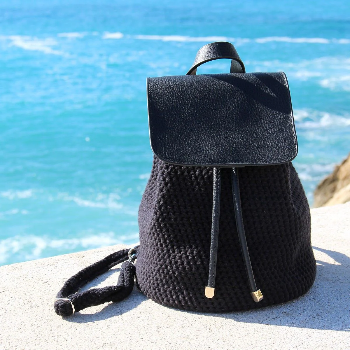Taschenklappe mit Magnetknopf - Schwarz/Bronze - Image 2