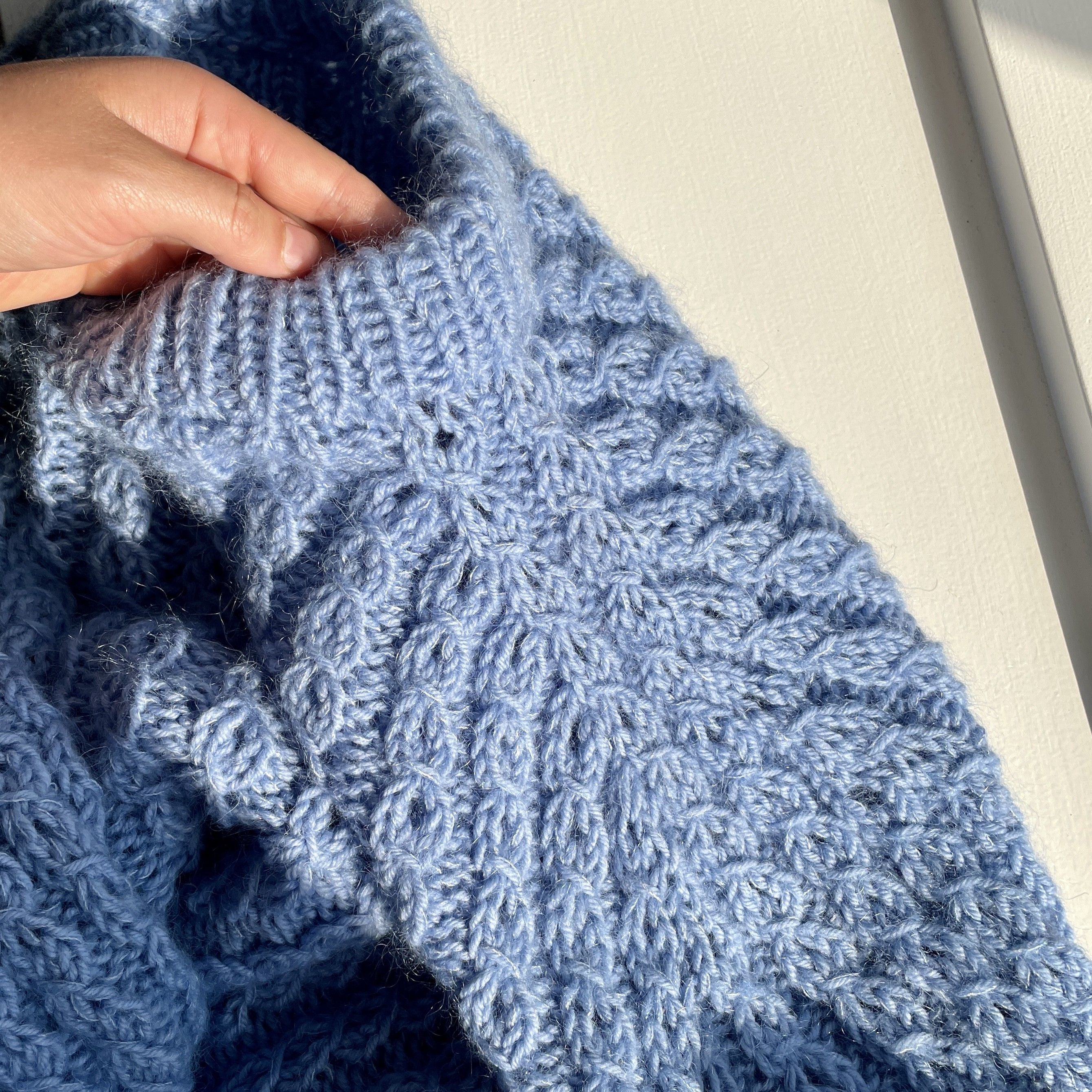 Easy Twist Sweater - Pullover - Image 4