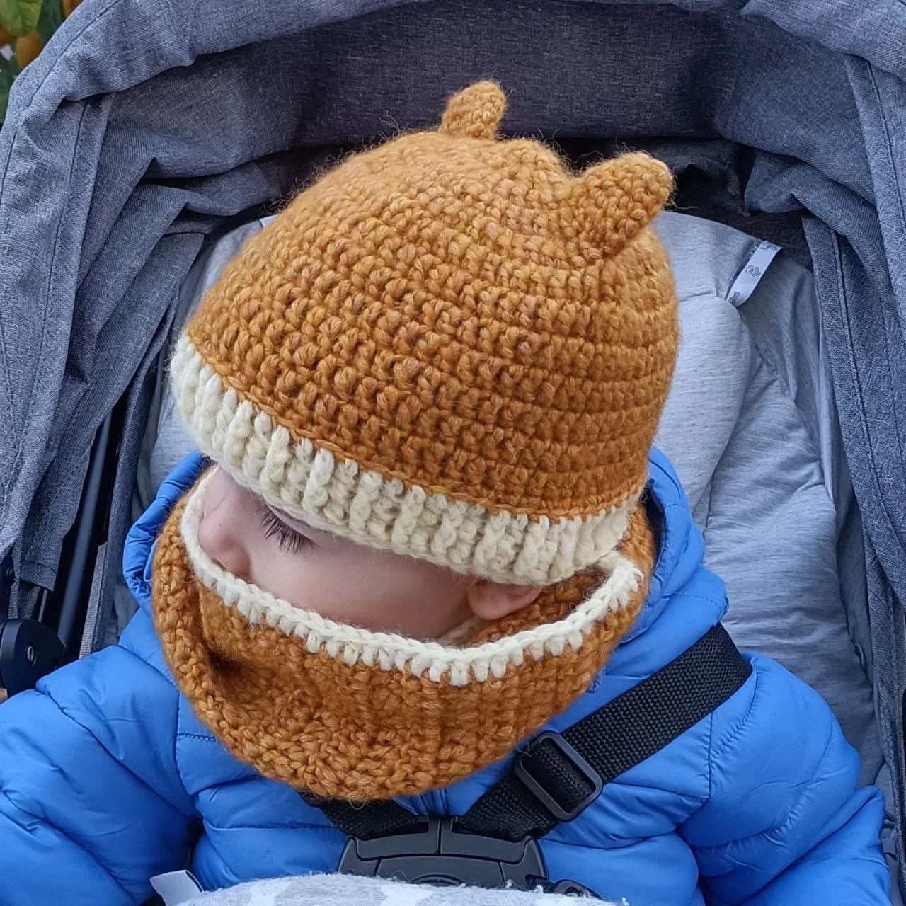 Cat - Kinderbeanie und Rundschal - Image 4